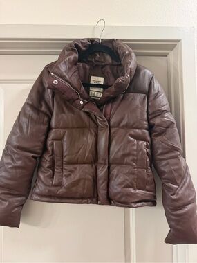 Abercrombie & Fitch Brown Quilted Faux-Leather Puffer Jacket